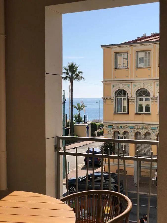 Appartement Saint Jhon à Menton